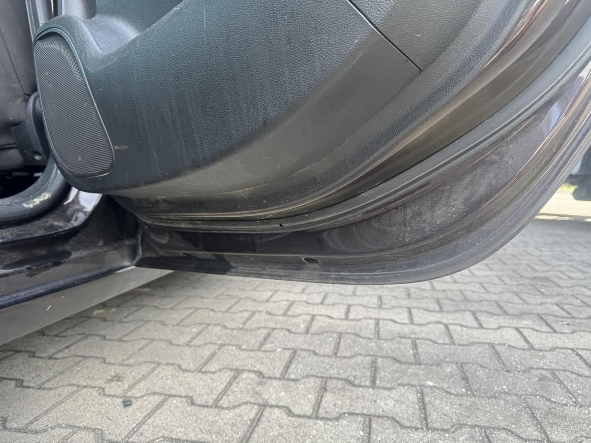 Opel Zafira C Tourer original T&uuml;r hinten rechts Z41C Mahagonibraun Rohbau Bj.2015